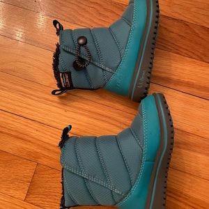 LL bean ultralight toddler size 6 winter boots
